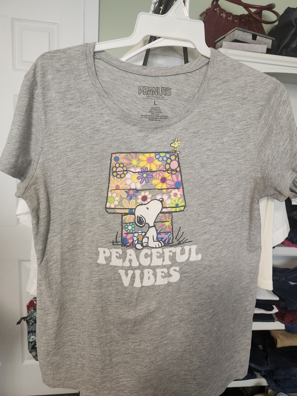 PEANUTS TEE Identification